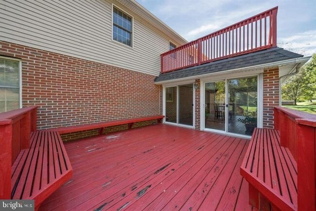 Building Photo - 253 Peoples Way