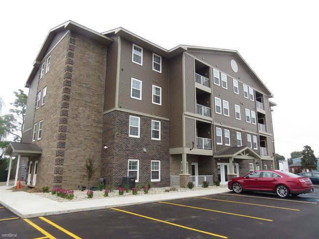 Building Photo - 2 br, 1 bath Apartment - River View Place