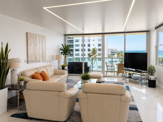 Building Photo - 2501 S Ocean Dr