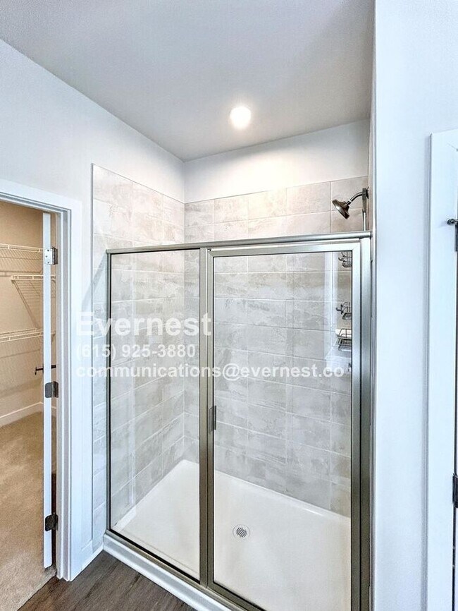 Building Photo - 4-Bedroom, 2.5-Bath Home with Convenient A...