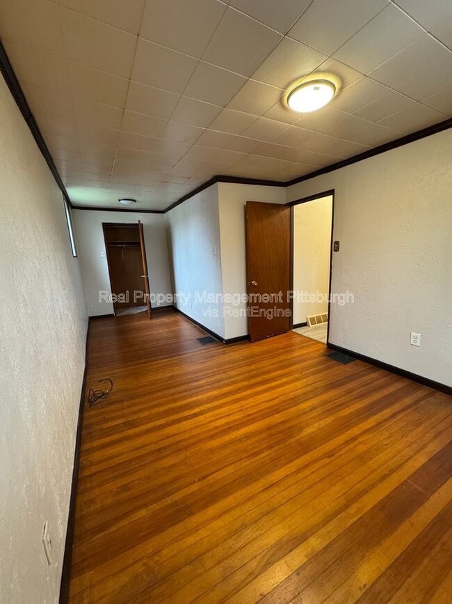 Building Photo - 2837 Capitol St