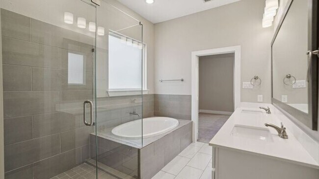Building Photo - 1533 Teresa Ann Ln