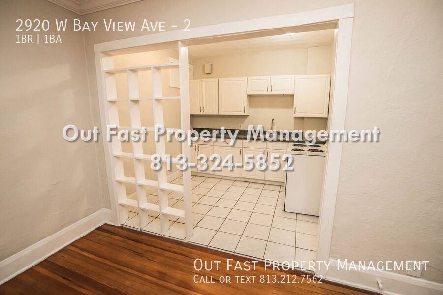 Building Photo - 2920 W Bay View Ave