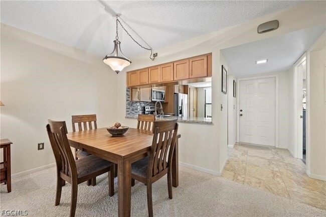 Building Photo - 15075 Parkside Dr