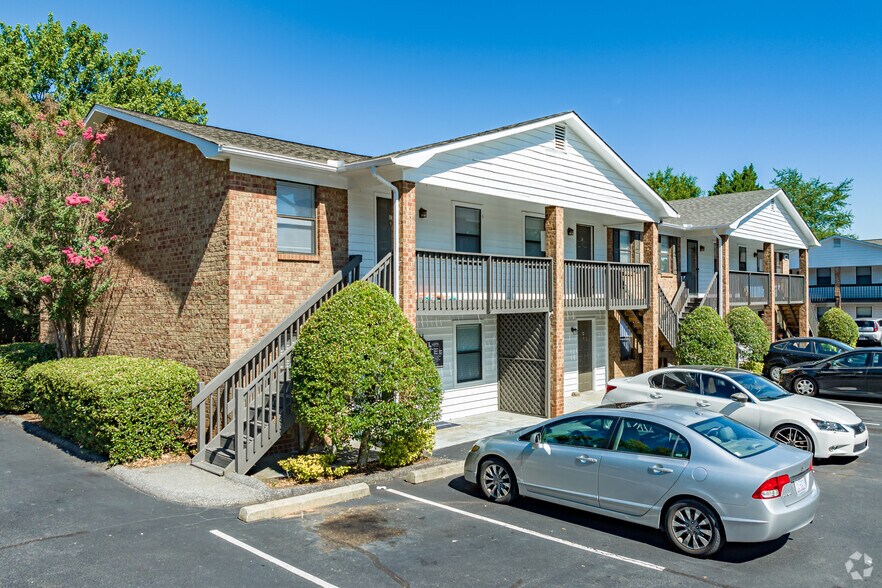 The Lofts at Woodsmill 748 Jonestown Rd WinstonSalem NC 27103