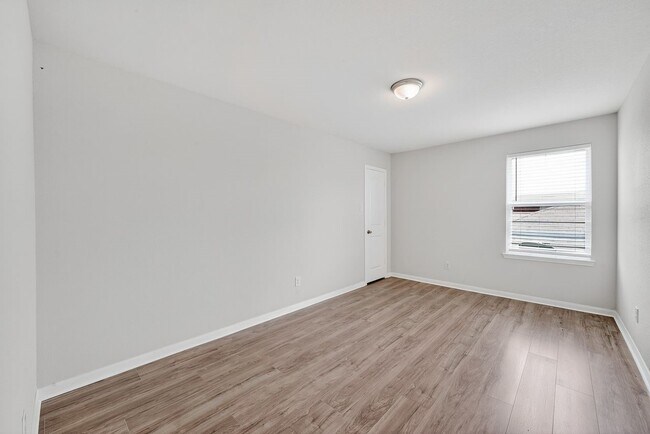Building Photo - 228 Elm Patch Dr