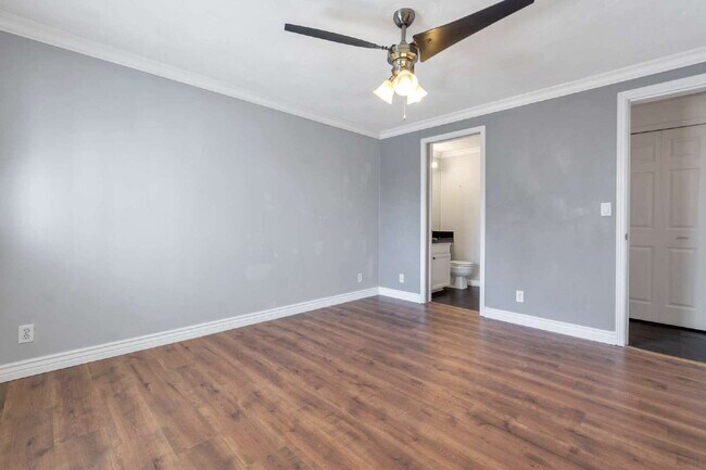 Building Photo - Charming 3-Bedroom Taylorsville Home with 3.5 Baths and Spacious Living