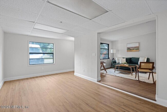 Building Photo - 1012 Beckner Ave