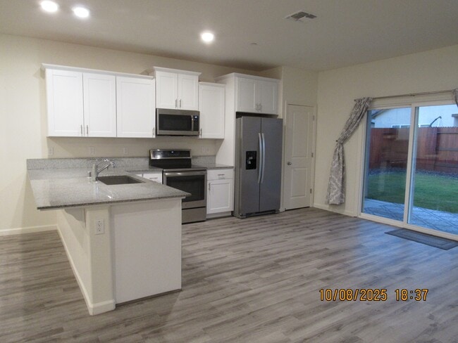 Building Photo - 14813 Trinchero Pl