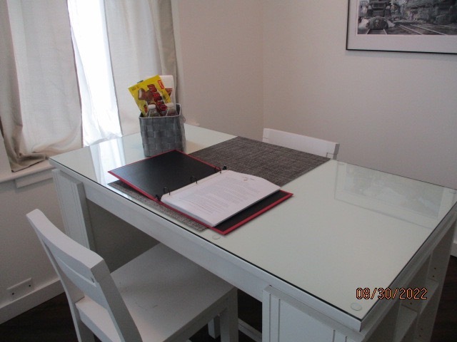 Partner's desk for eating and working - 818 12th St