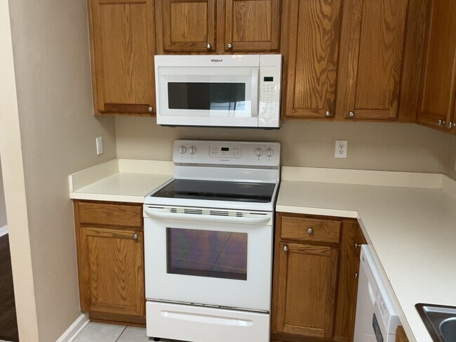 Building Photo - 5243 Algerine Pl