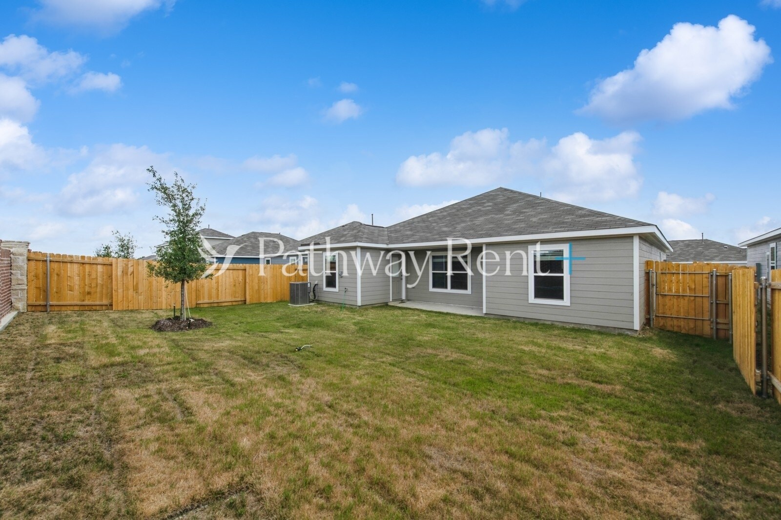 Building Photo - 10832 Gray Mare Dr