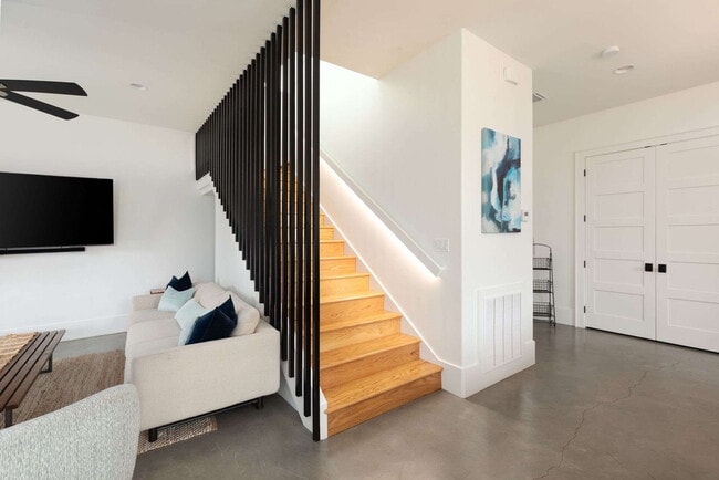 Building Photo - 218 George C Wallace Blvd