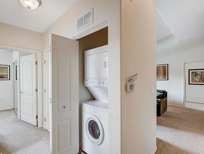 Building Photo - SOUTHWEST - SUNSET CLIFFS