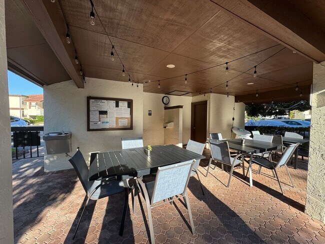 Building Photo - Spacious 2-Bedroom, 2-Bath Condo in Guard-...