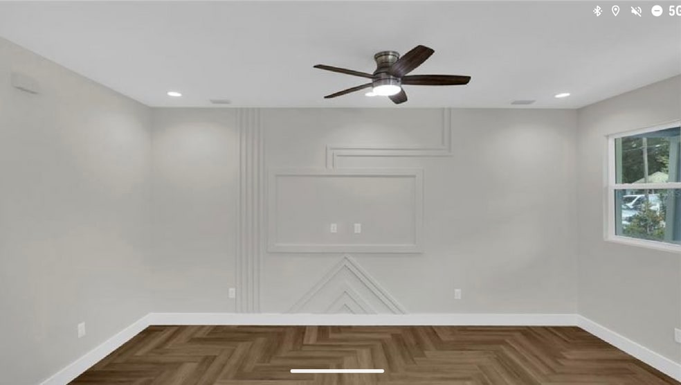 Building Photo - 8217 N Brooks St