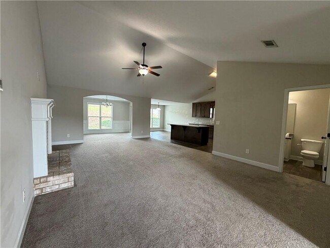 Building Photo - 624 River Mist Cir