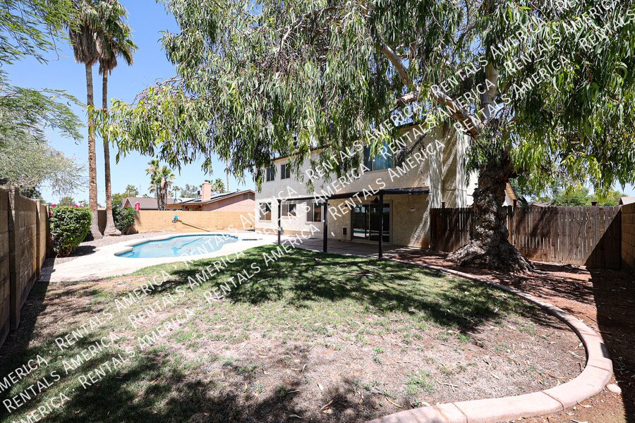 Building Photo - 4611 W Milky Way