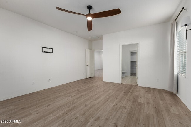 Building Photo - 8133 S 64th Ln