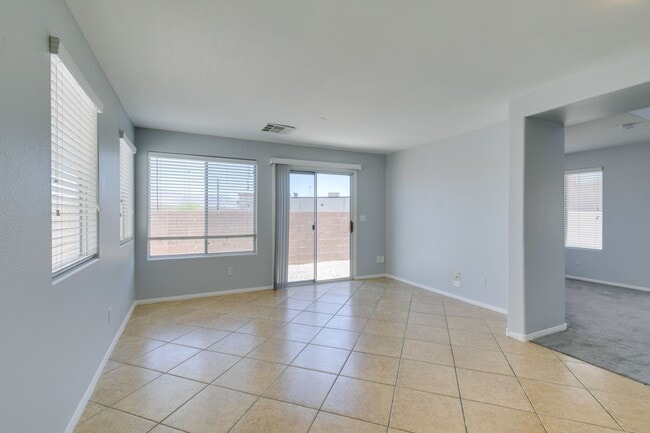Building Photo - Bright & Spacious Home with Open Layout and Prime Location