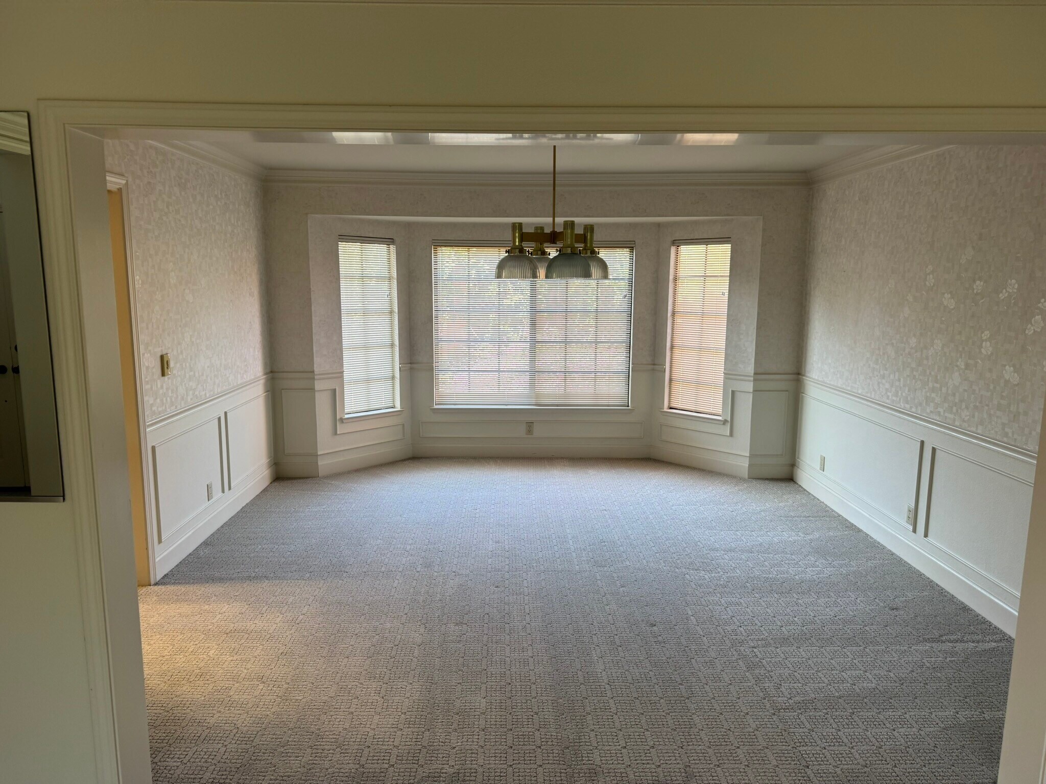 Building Photo - 1118 Palo Alto Way