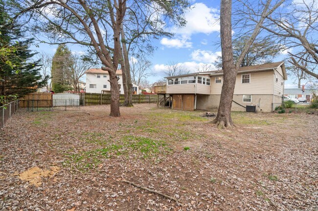 Building Photo - 771 Stevenson Rd