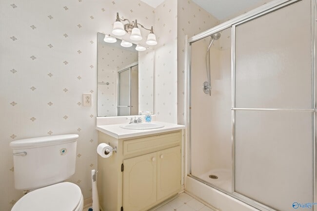 Building Photo - 104 Deer Trail