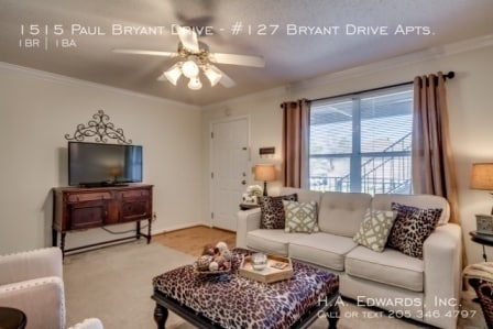 Building Photo - 1515 Paul Bryant Dr