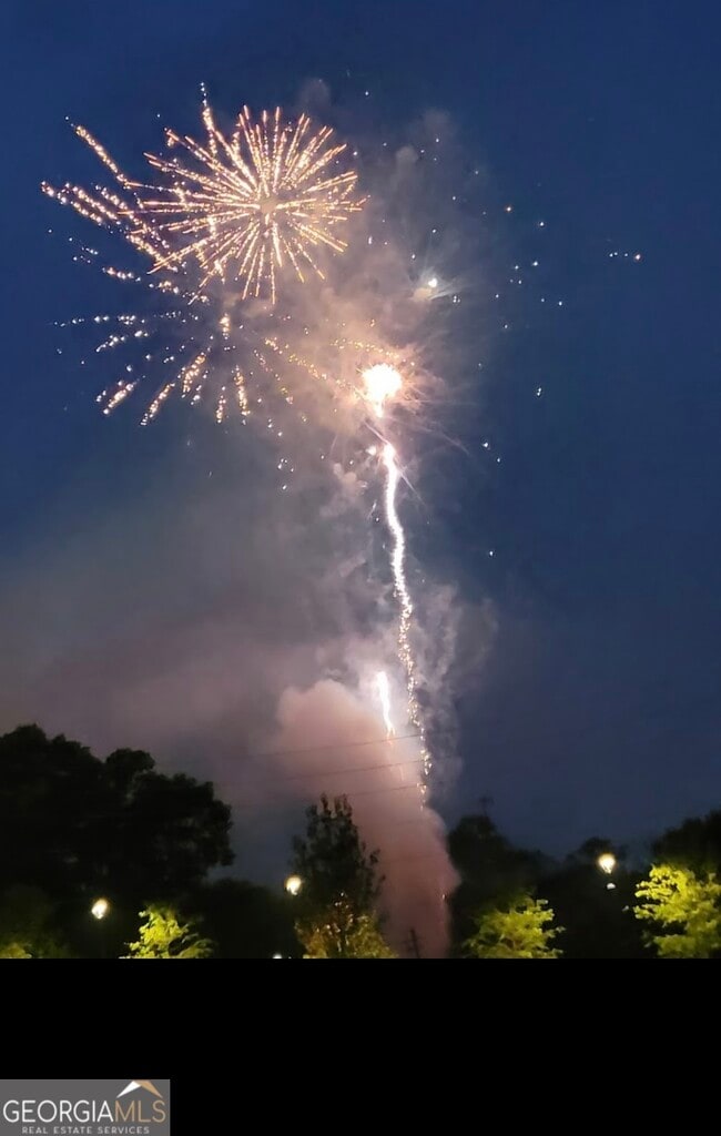 Building Photo - 81 Hampshire Ct