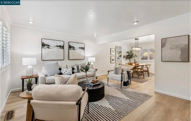 Building Photo - 1600 Springbrook Rd