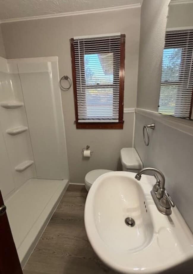 Building Photo - 8469 Cobb Rd