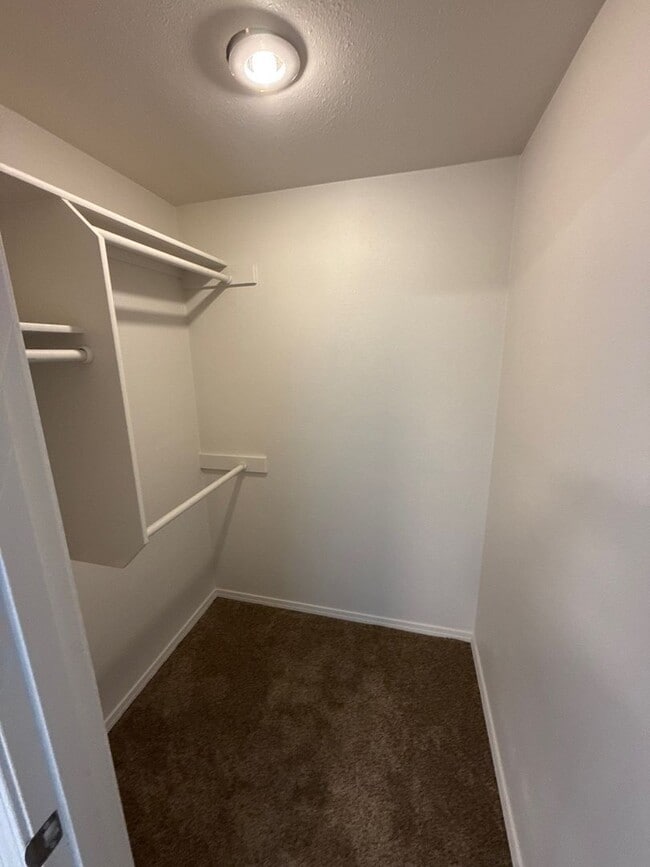 Building Photo - 3714 47th Ave NE