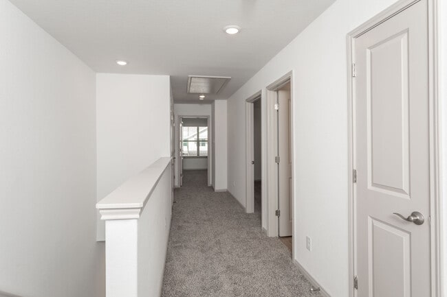Building Photo - 7607 Gramercy Wy