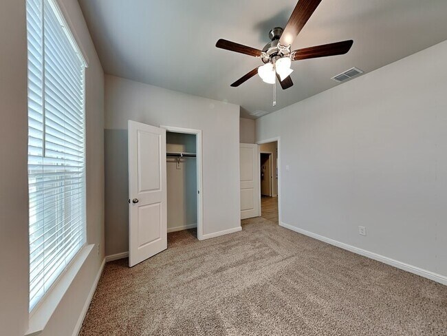 Building Photo - 9617 Brickridge Ln