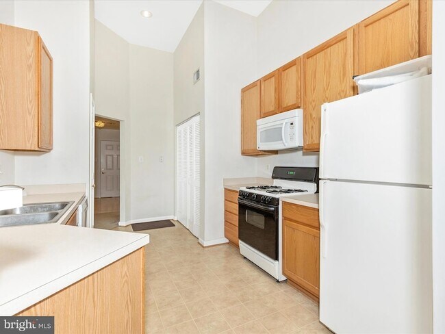 Building Photo - 501 Patton Cir