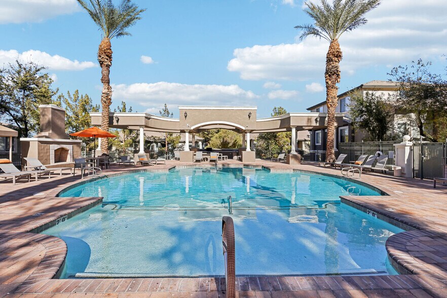 Primary Photo - Adiamo