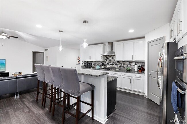 Building Photo - 86 Crosbie Ct