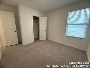 Building Photo - 204 Ottawa Wy