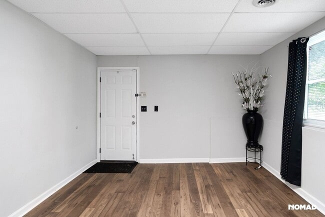 Building Photo - Charming 2BR Duplex in Stone Mountain