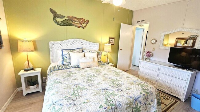 Building Photo - 9122 Kestral Cir