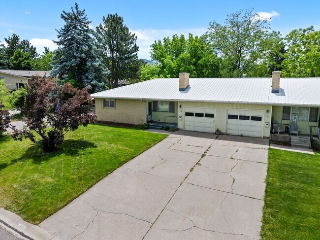 Building Photo - Rice St (17/19)