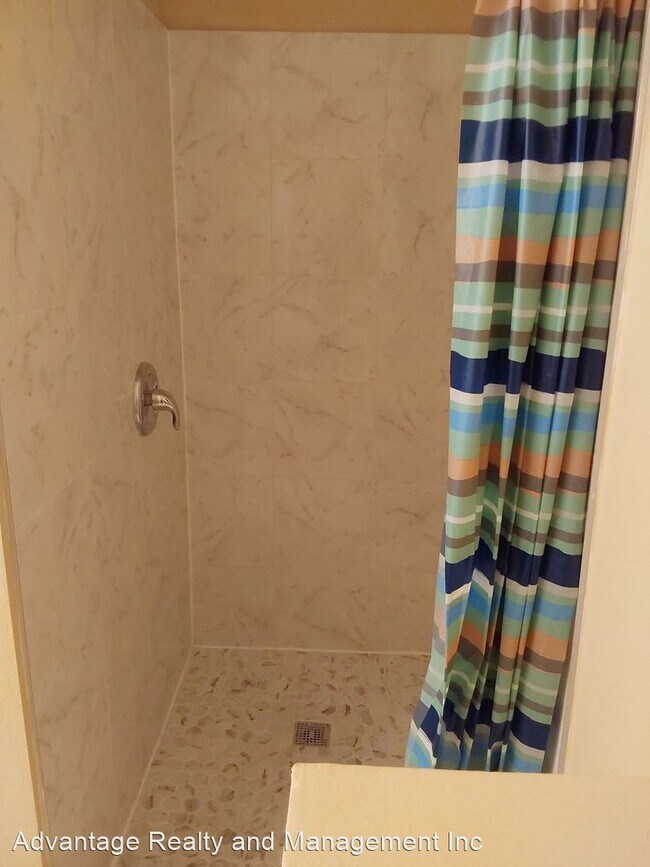 Building Photo - 4 br, 2 bath House - 12 Pineland Ln