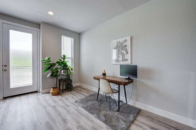 Building Photo - 18732 Centro Main St