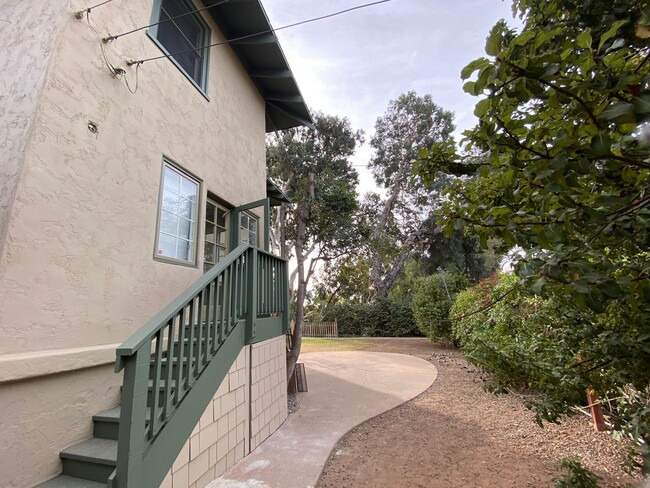 Building Photo - Remodeled Gorgeous House on Cul-de-Sac AND...