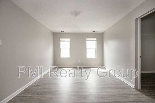 Building Photo - 3295 W 46th St