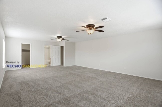 Building Photo - 8138 Elktree Pass