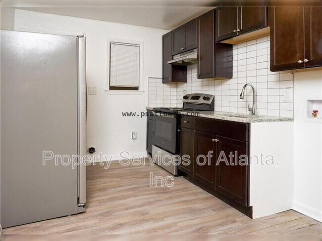 Building Photo - 564 Evergreen Terrace