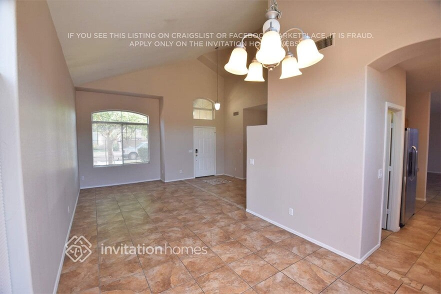 Building Photo - 3219 W Maldonado Rd
