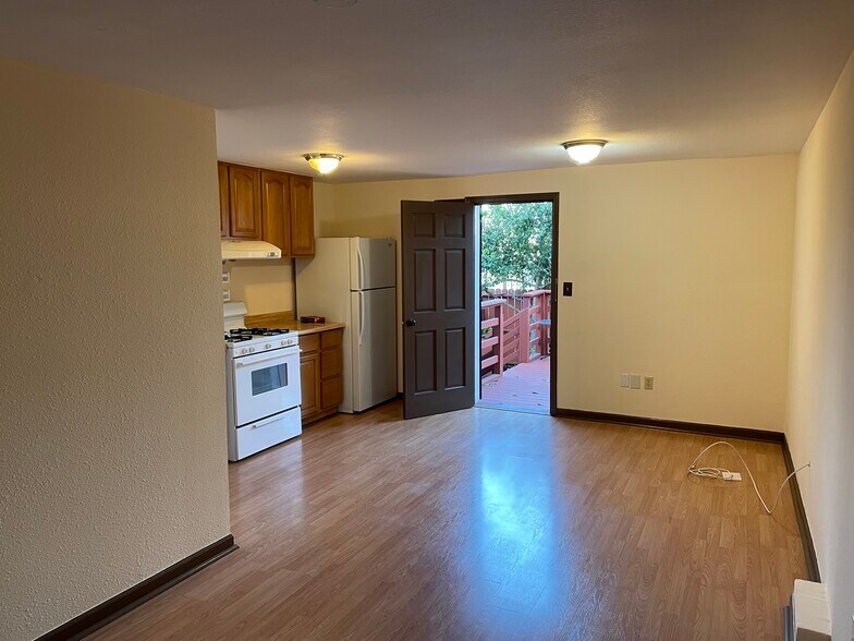 Building Photo - 280 Faxon Ave