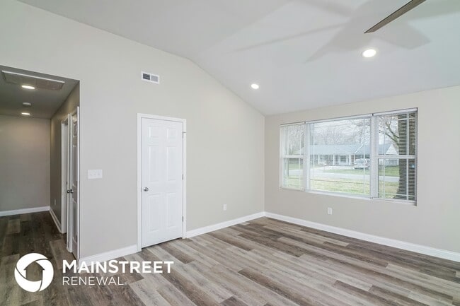 Building Photo - 7103 Betsy Ross Dr